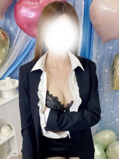 まなみ(27)