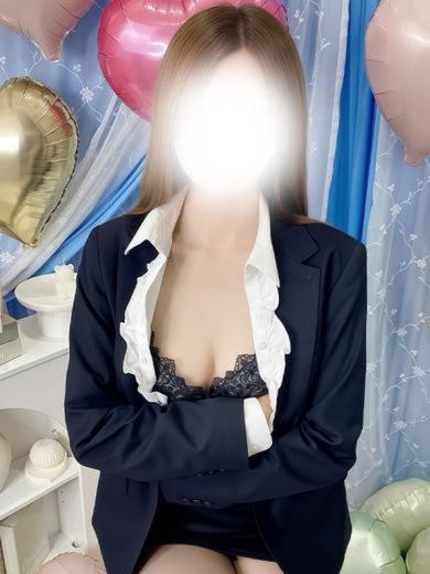 まなみ(27)